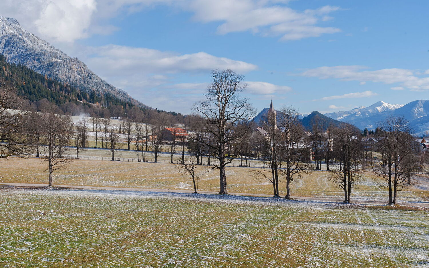 Blick vom Engelhardthof zum Ramsau Ort