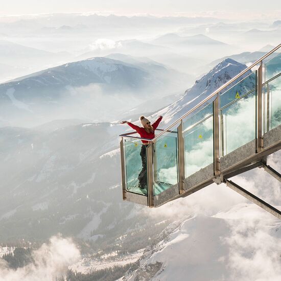 Treppe ins Nichts mit herrlichem Blick