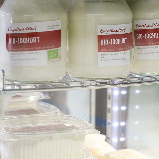 Gekühlte Produkte erhältlich am Bauernmarkt